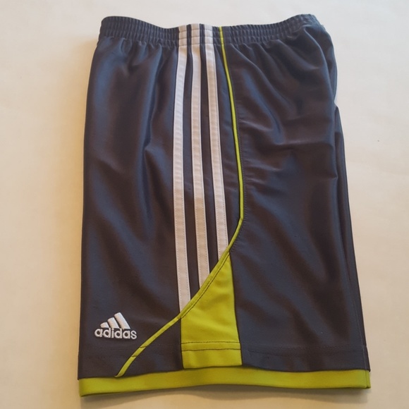 boys green athletic shorts